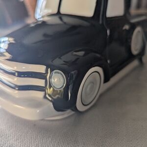NIB Scentsy Black Truck Warmer with Vibrant Design